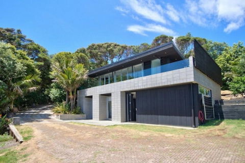The View - Accommodation New Zealand 6
