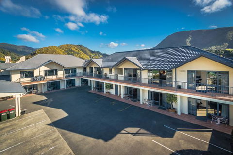 Broadway Motel - Accommodation New Zealand 0
