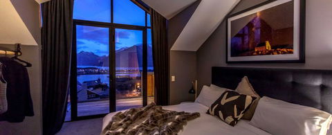 Villa Neve - Accommodation New Zealand 0