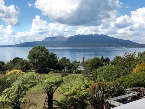 Spencer Lodge - Accommodation New Zealand 0