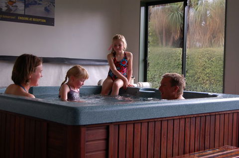Wanaka Kiwi Holiday Park & Motels - Accommodation New Zealand 9