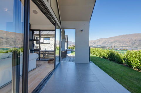 Release Wanaka - Infinity Drive - Accommodation New Zealand 13
