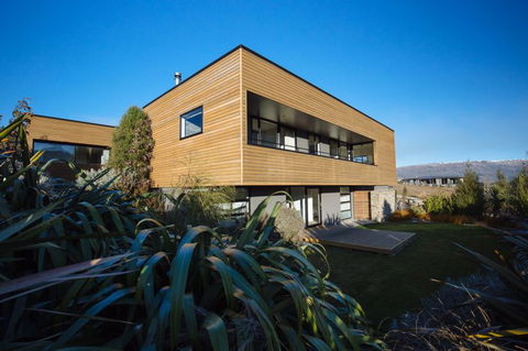 Release Wanaka - Clutha Place - Accommodation New Zealand 1