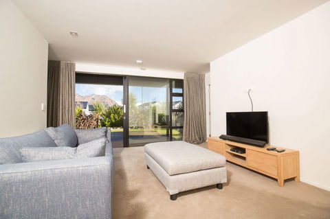 Release Wanaka - Clutha Place - Accommodation New Zealand 3