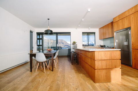 Release Wanaka - Clutha Place - Accommodation New Zealand 6