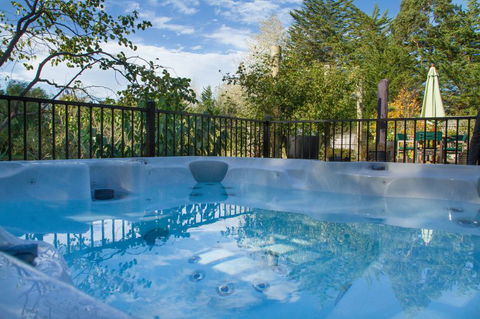 Everland Retreat - Accommodation New Zealand 0