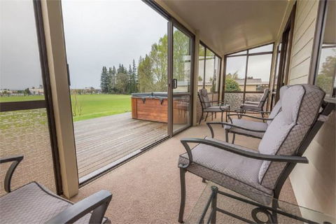 Park View Retreat - Accommodation New Zealand 2