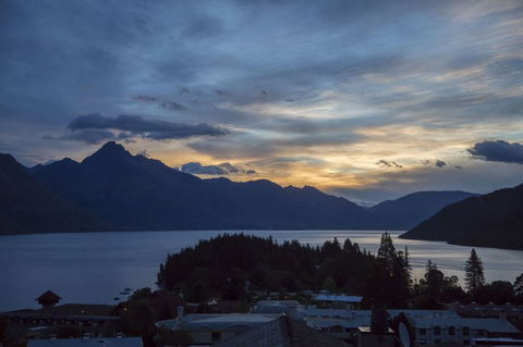 Central Queenstown Views - Accommodation New Zealand 1