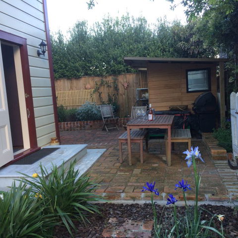 Wellington City Townhouse - Accommodation New Zealand 6