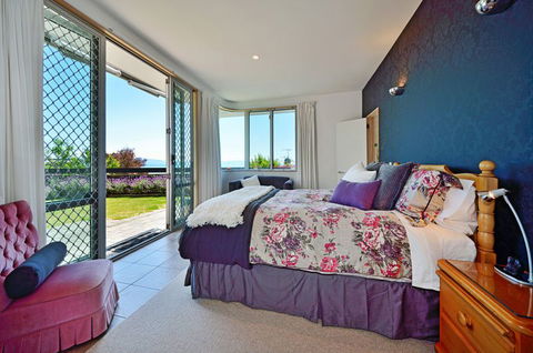 Aporo - Nelson/Stoke Holiday Home - Accommodation New Zealand 12