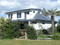 Esther's Cottage Waimarama