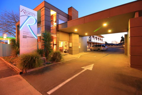 Fitzherbert Regency Motor Lodge - Accommodation New Zealand 0