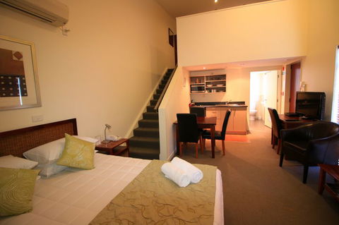 Fitzherbert Regency Motor Lodge - Accommodation New Zealand 1