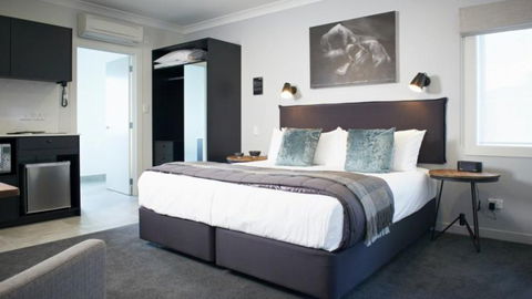 Kelly Road Cambridge Ltd - Accommodation New Zealand 6