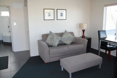 Otorohanga & Waitomo Motels - Accommodation New Zealand 0