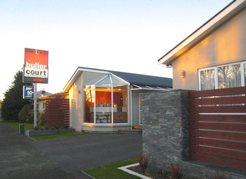 Buller Court On Palmerston - Accommodation New Zealand 6