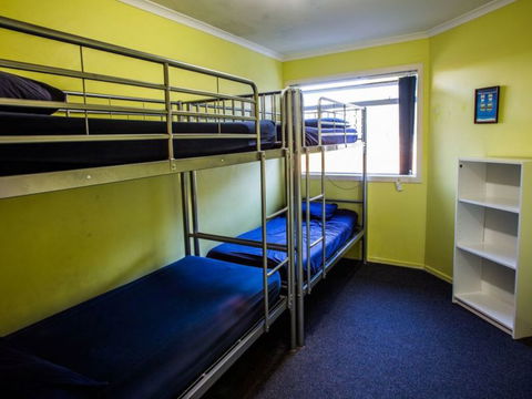 Pacific Coast Lodge And Backpackers - Accommodation New Zealand 14