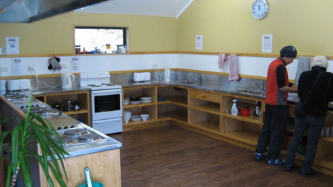 Arthur's Pass YHA, Mountain House Lodge - Accommodation New Zealand 1