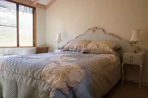 Pioneer Cottage - Accommodation New Zealand 1