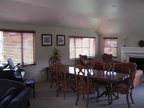 Pioneer Cottage - Accommodation New Zealand 9