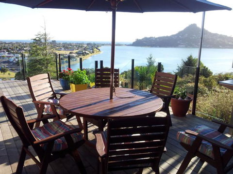 Sunlover Retreat - Accommodation New Zealand 0