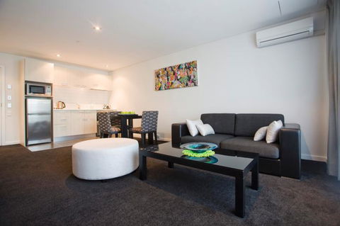 Waldorf Stadium Apartment Hotel - Accommodation New Zealand 1