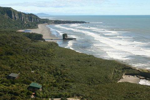 The Rocks Homestay B&B - Accommodation New Zealand 0