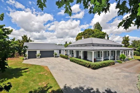 Villa Shakespeare - Accommodation New Zealand 1