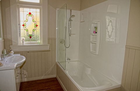 Magnolia Cottage Sanctuary - Accommodation New Zealand 3