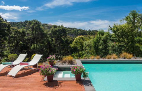 Decks Of Paihia - Accommodation New Zealand 0