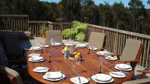 Longhouse Bed And Breakfast - Accommodation New Zealand 9