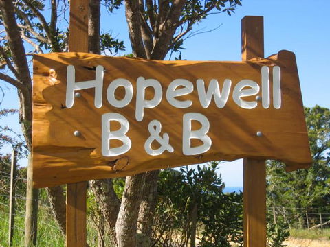 Lake Ngatu Lodge BnB And Gardens - Accommodation New Zealand 0