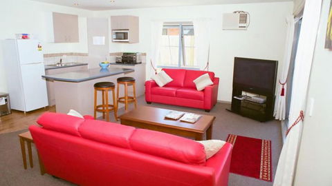 Pipi Dune Bed & Breakfast - Accommodation New Zealand 0