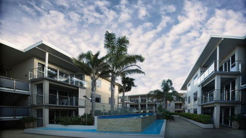Edgewater Palms - Accommodation New Zealand 0