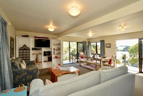 Stay Mill Bay - Mangonui Holiday Home - Accommodation New Zealand 2