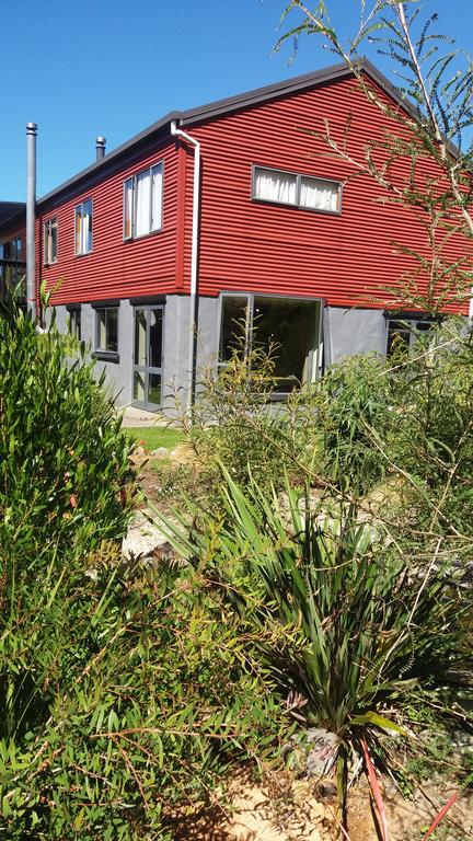 The Red Shed, Anakiwa - Accommodation New Zealand 0