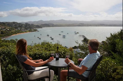 Three Bays - Accommodation New Zealand 0