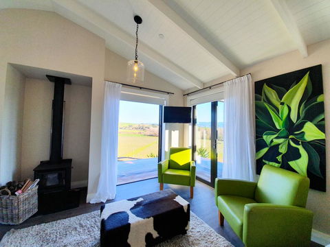 Wine Country Luxury Cottage - Accommodation New Zealand 2