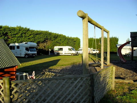 Waitaki Waters Holiday Park - Accommodation New Zealand 0