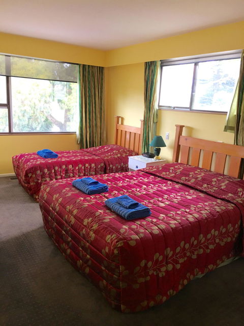 Gumtree Lodge - Accommodation New Zealand 6