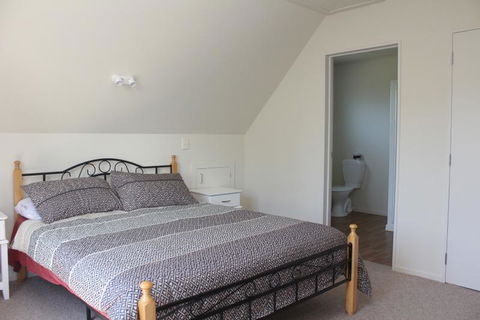 26 Caverhill Close - Accommodation New Zealand 1
