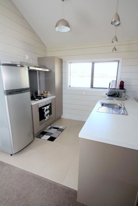 3 Grantham Drive - Accommodation New Zealand 3