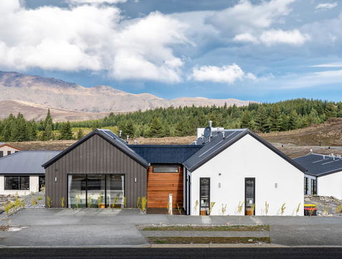33 Star - Accommodation New Zealand 0