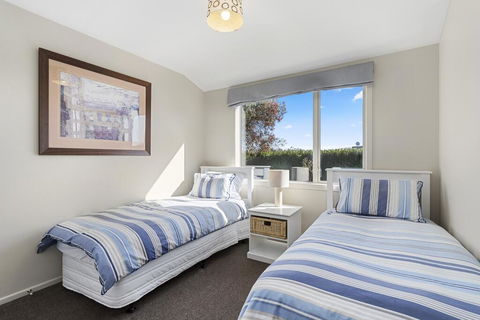 36 On Burgundy - Martinborough Holiday Home - Accommodation New Zealand 1