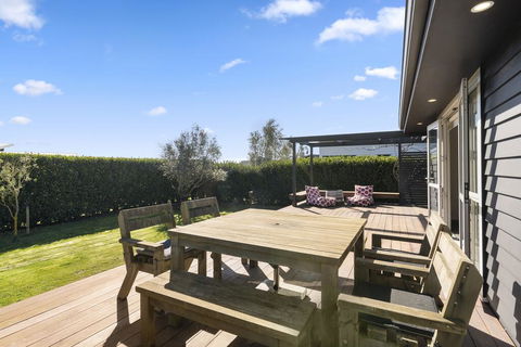36 On Burgundy - Martinborough Holiday Home - Accommodation New Zealand 3
