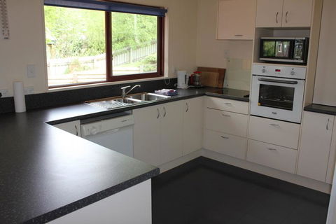 4 St James Avenue - Accommodation New Zealand 2