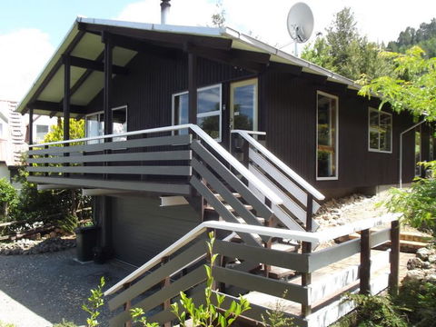44 Chalet Crescent - Accommodation New Zealand 0