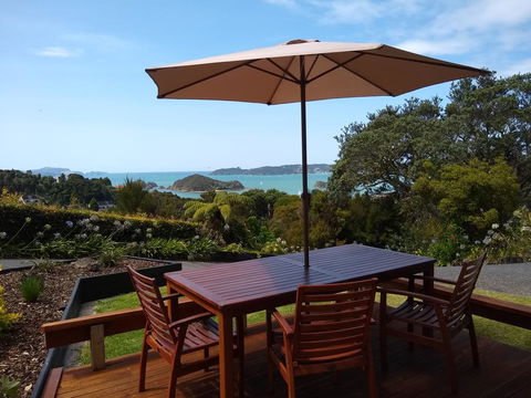 A Bay's Eye View - Accommodation New Zealand 1