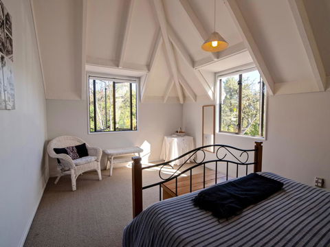 Akaroa Jacques Apartment - Accommodation New Zealand 3