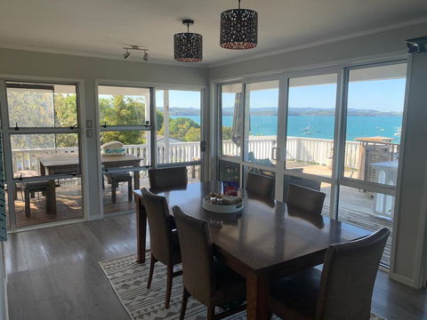 Aloha Cottage On Algies Bay - Accommodation New Zealand 1